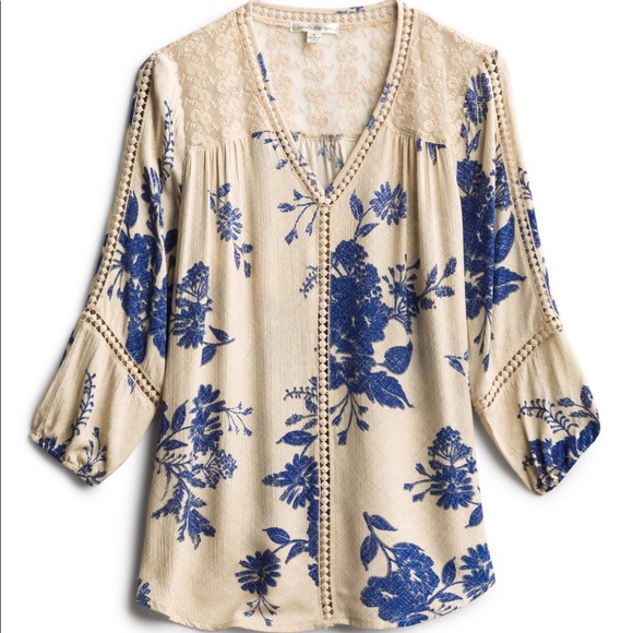 JohnPaulRichard Tops - JohnPaulRichard Raelinn Crochet Top XL